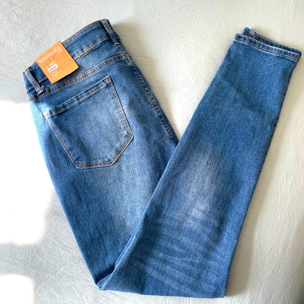 ROEBUCK & CO. mid rise skinniest leg size 16 short begging NEW WITH TAGS